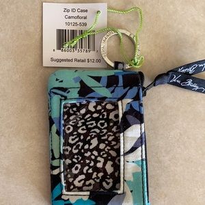 Brand new with tag Vera Bradley zip ID case in Camofloral